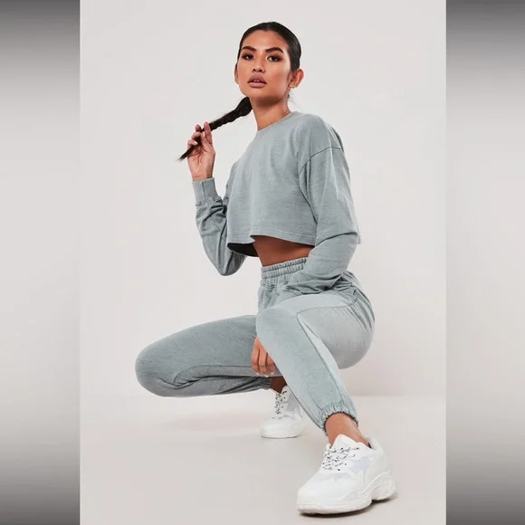 Crop Top Missguided Joggers And A Nice Top Missguided Tops